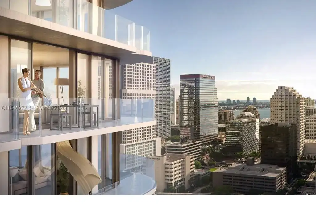 45 SW 9th St # 1005, Miami FL 33130 photo 4
