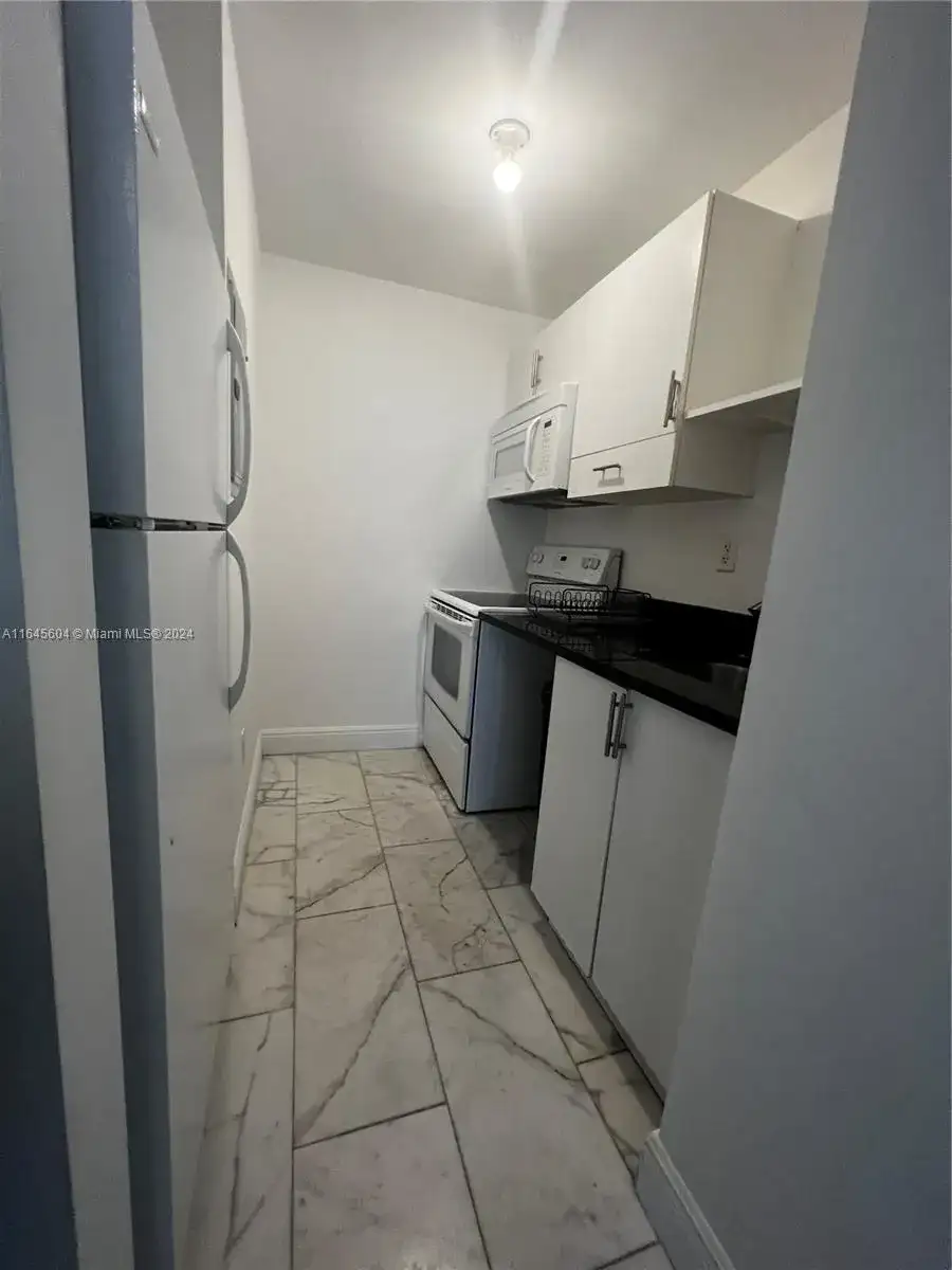 920 Jefferson Ave # 3, Miami Beach FL 33139 photo 3