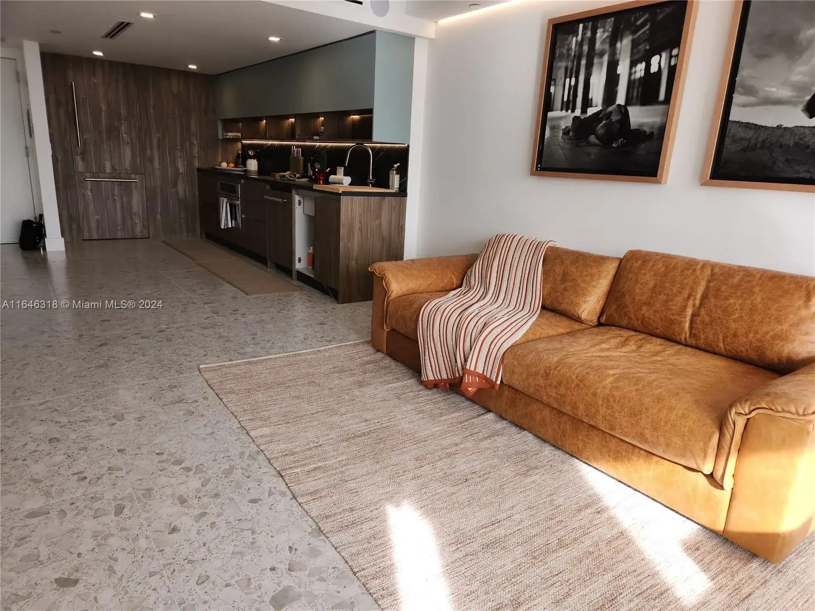 2555 Collins Ave # 306, Miami Beach FL 33140 photo 4