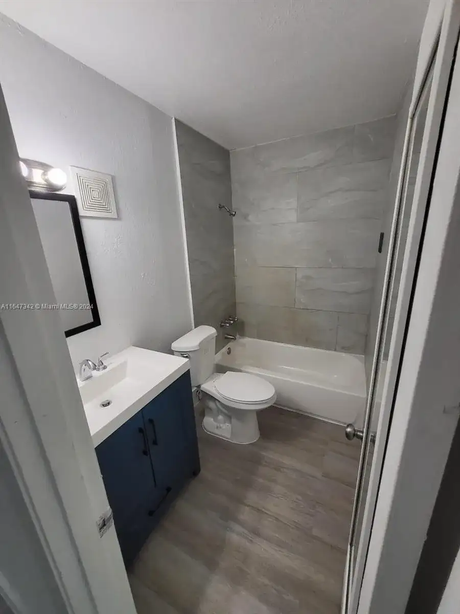 14100 NW 6th Ct # 110, North Miami FL 33168 photo 3