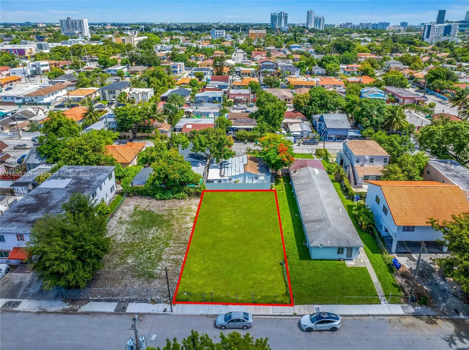 1941 NW Flagler Ter, Miami FL 33135 photo 2