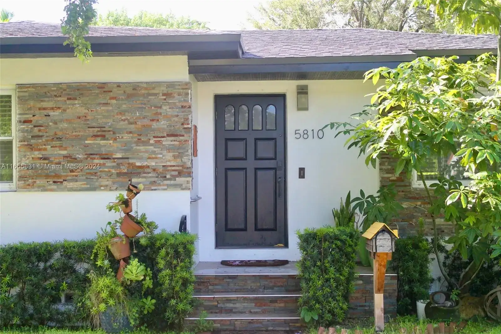 5810 SW 10th St, West Miami FL 33144 photo 4