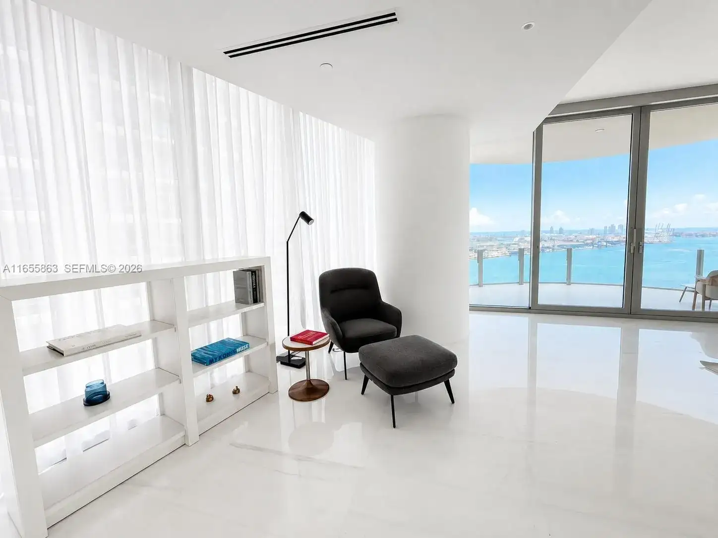 300 Biscayne Blvd Way # 3201, Miami FL 33131 photo 4