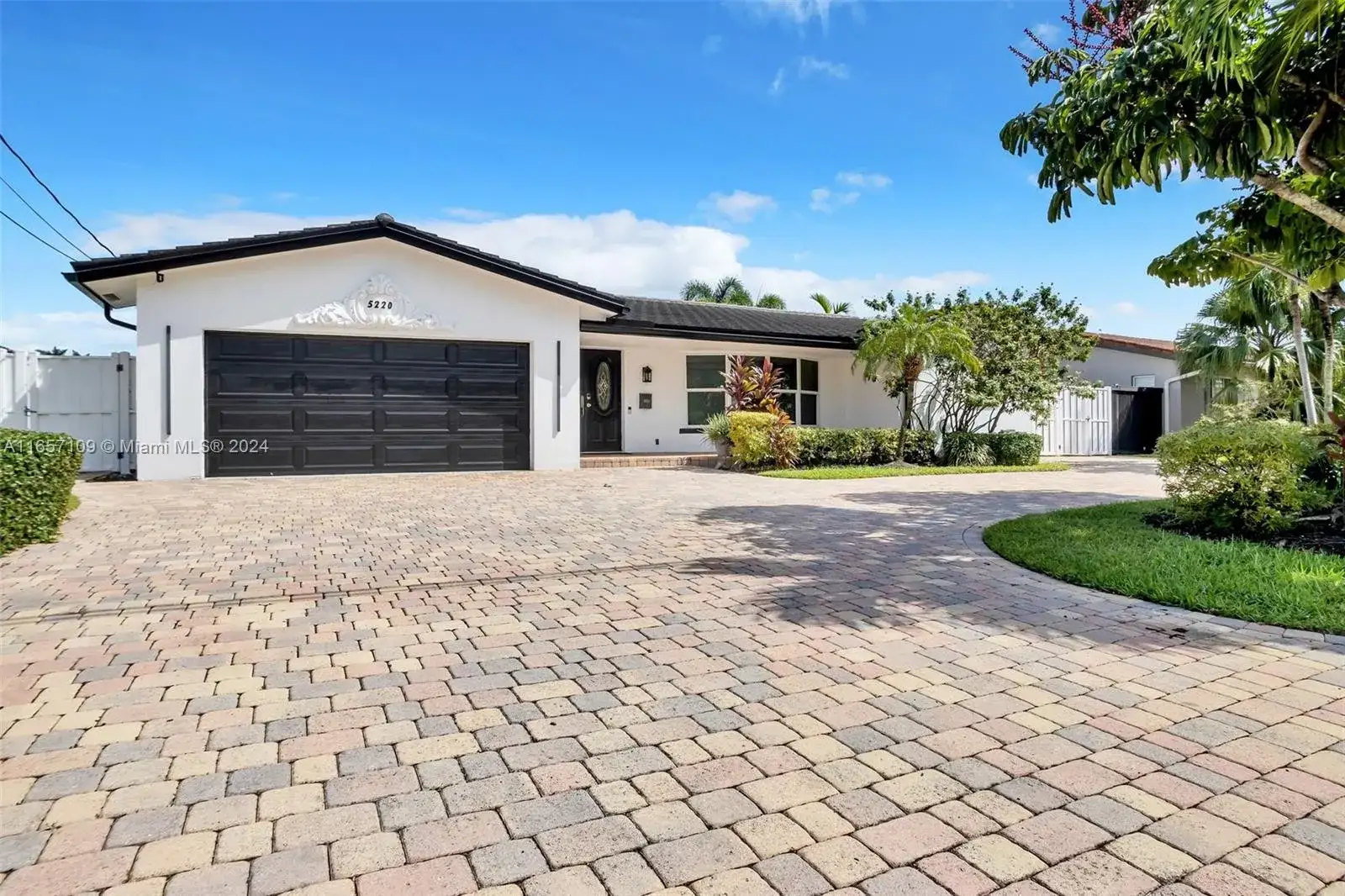 5220 NE 26th Ave, Fort Lauderdale FL 33308 photo 2