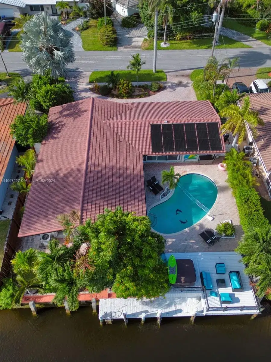5830 NE 14th Rd, Fort Lauderdale FL 33334 photo 2