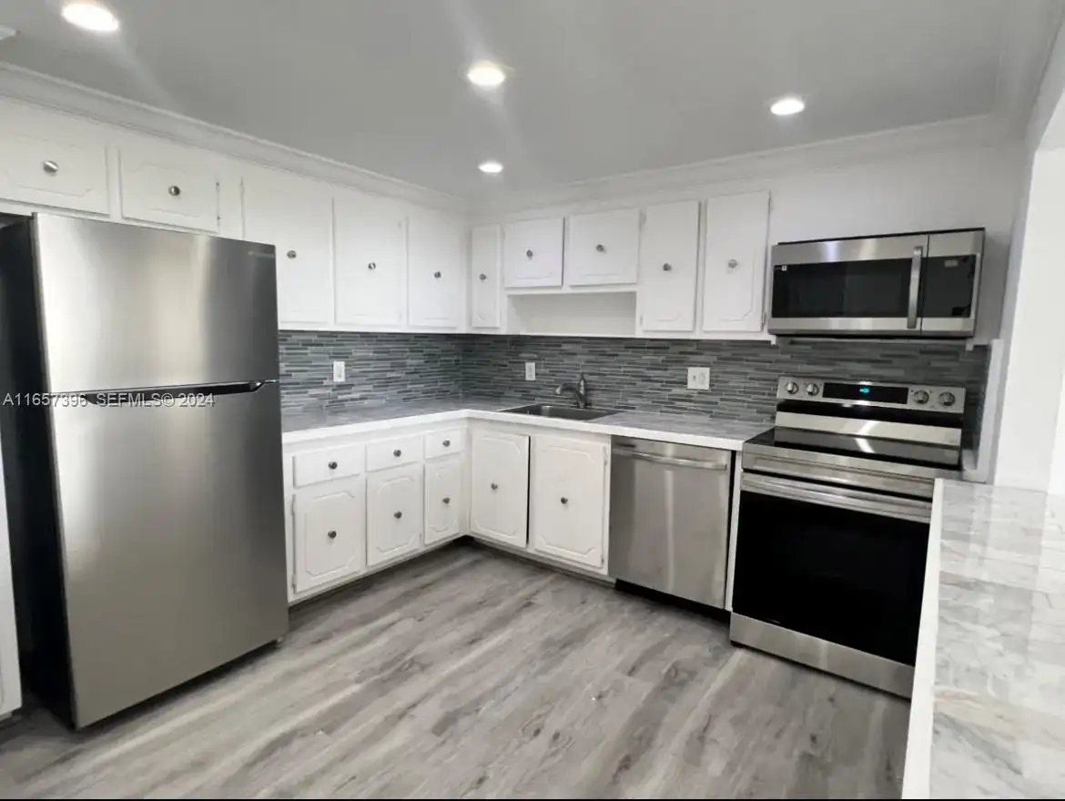 13499 Biscayne Blvd # 1205, North Miami FL 33181 photo 2