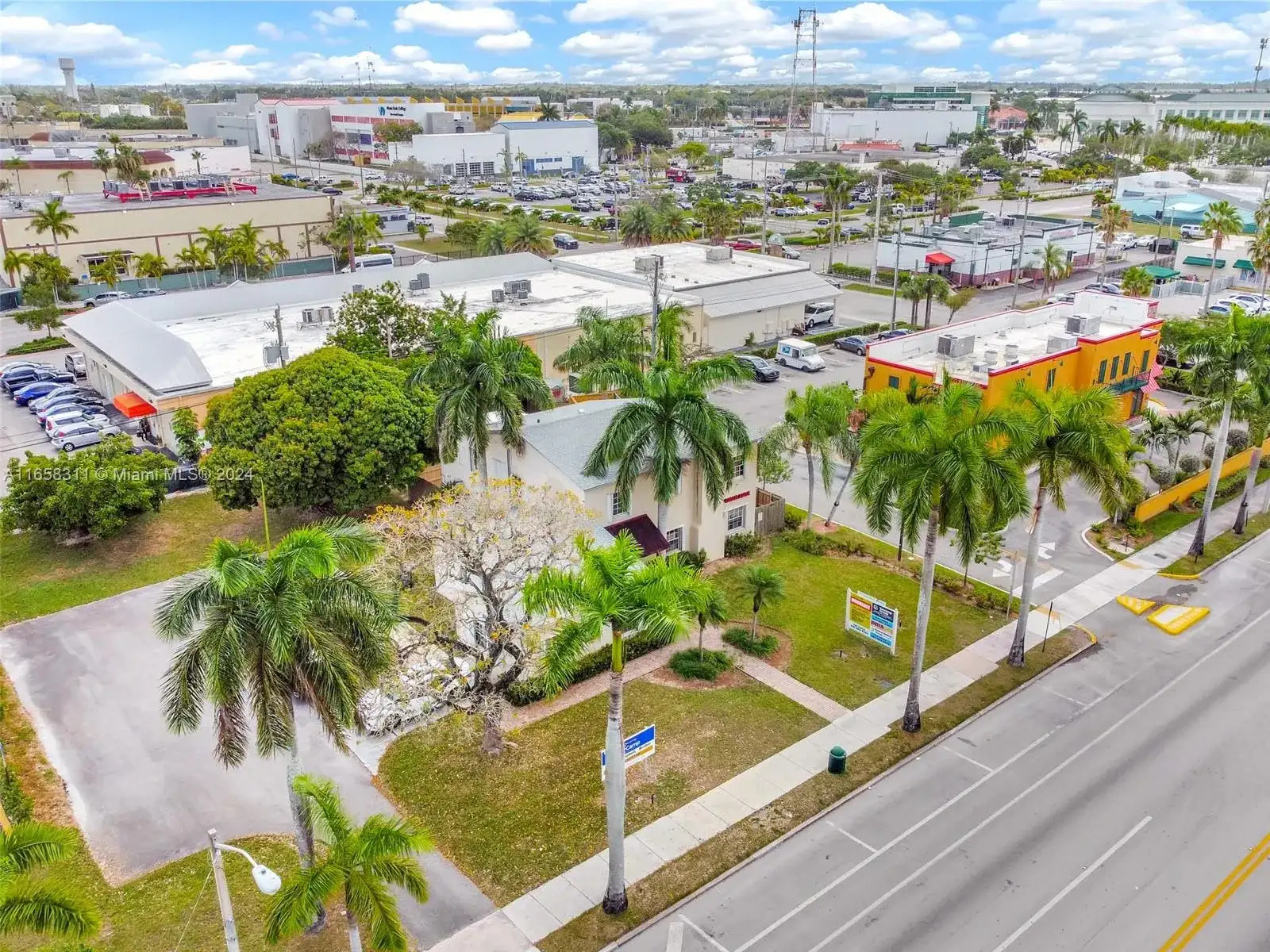 633 N Krome Ave, Homestead FL 33030 photo 3