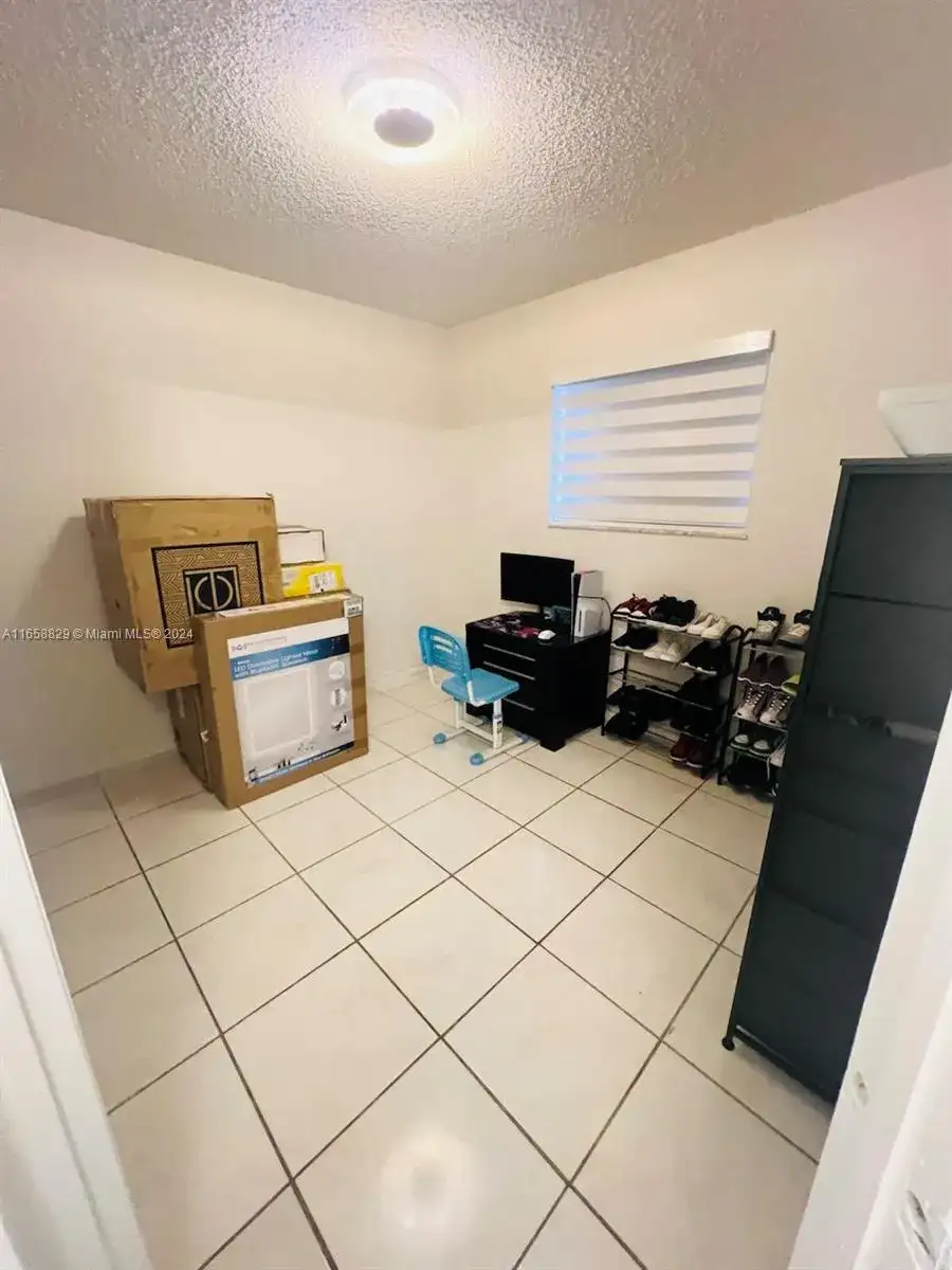 5480 W 21st Ct # 404, Hialeah FL 33016 photo 4