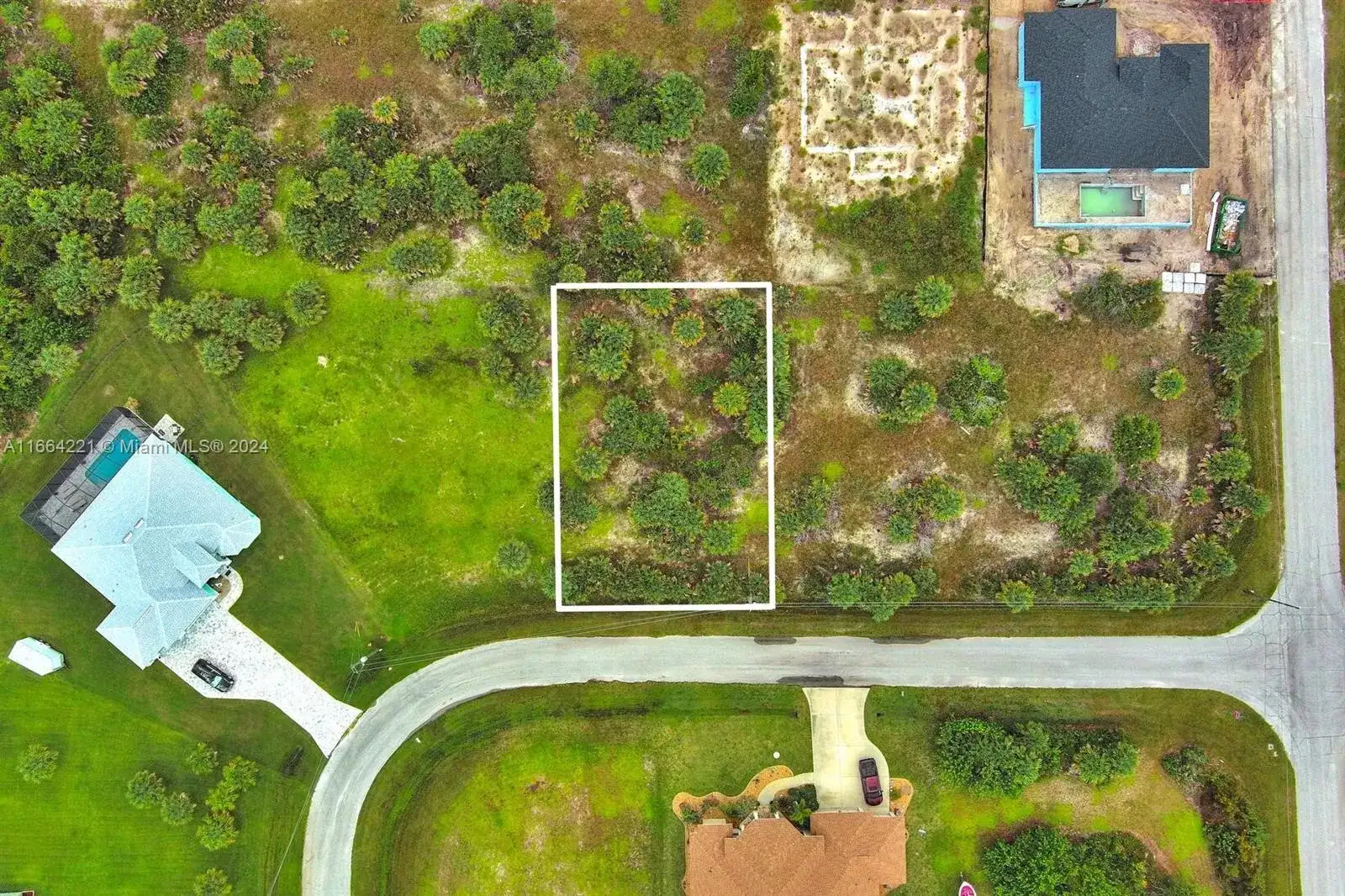 10705 Rainsville St, Port Charlotte FL 33981 photo 2