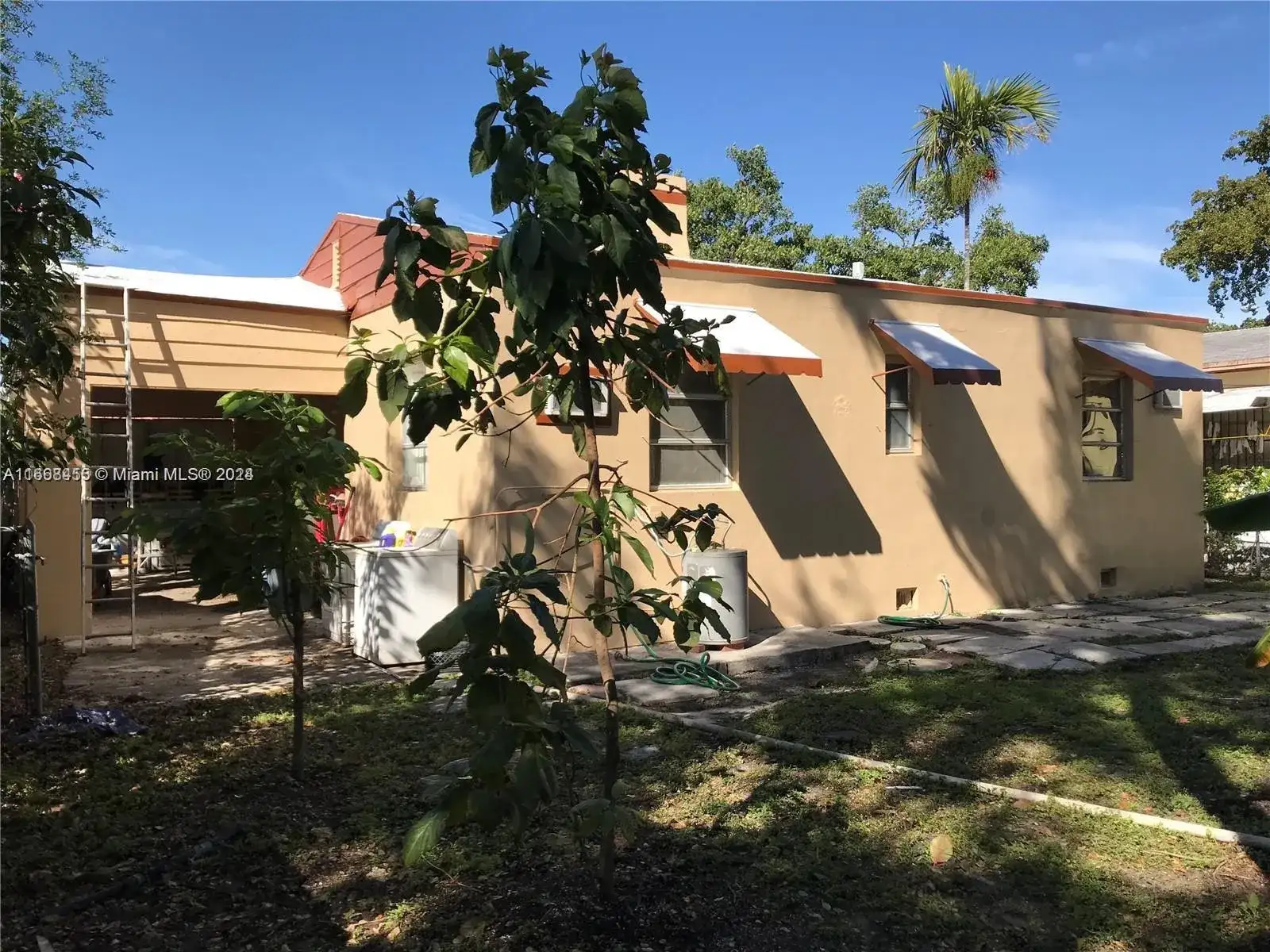 1810 NW 16th Ter, Miami FL 33125 photo 5