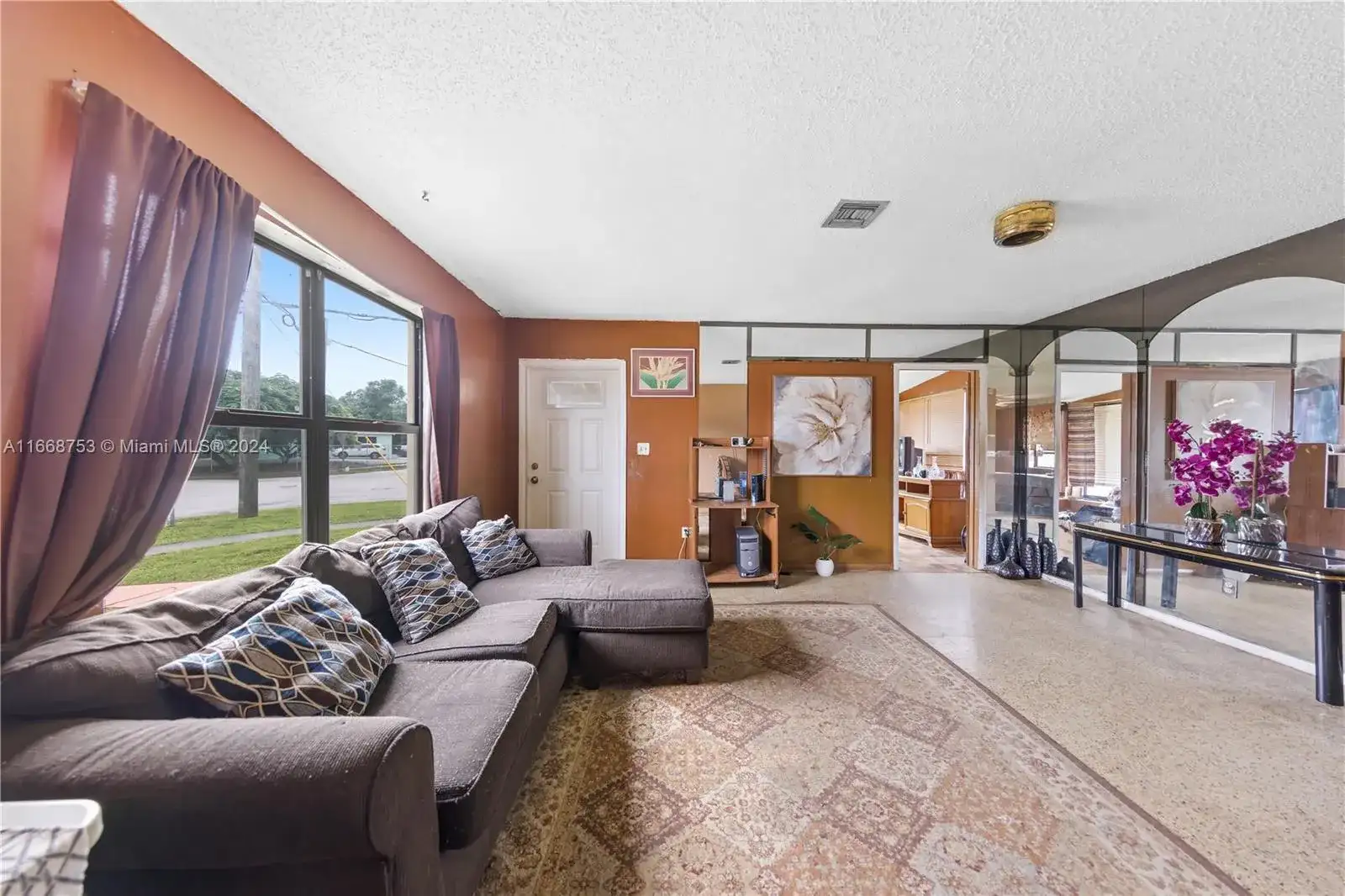 671 SW 28th Ter, Fort Lauderdale FL 33312 photo 3