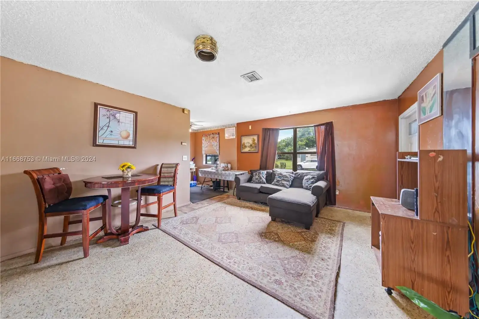 671 SW 28th Ter, Fort Lauderdale FL 33312 photo 5