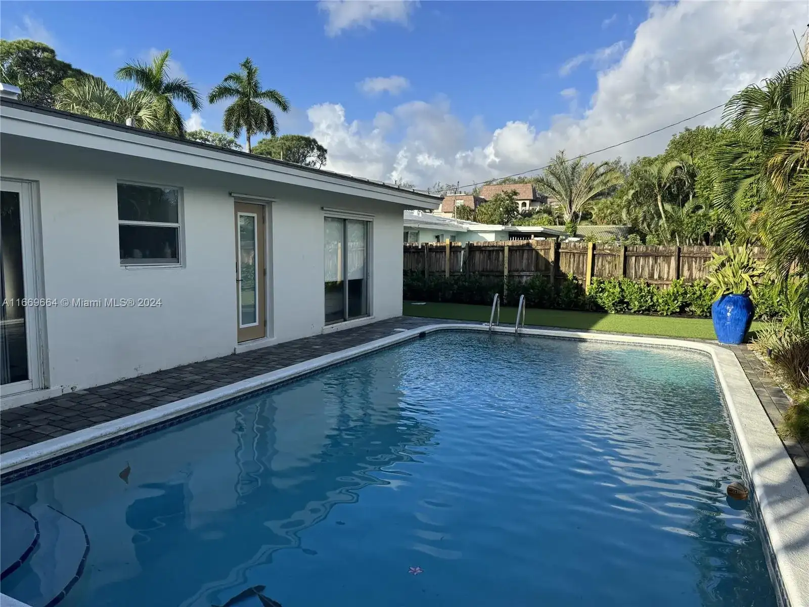 1427 NE 60th St # 0, Fort Lauderdale FL 33334 photo 2