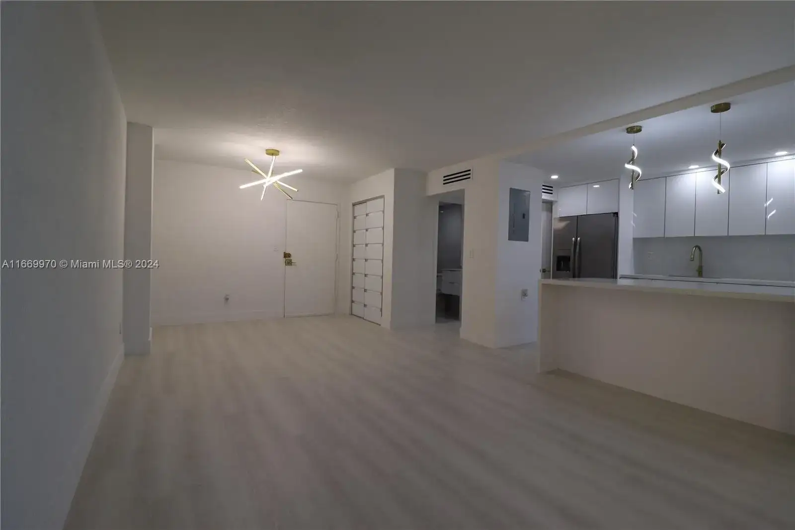 210 172nd St # 332, Sunny Isles Beach FL 33160 photo 4