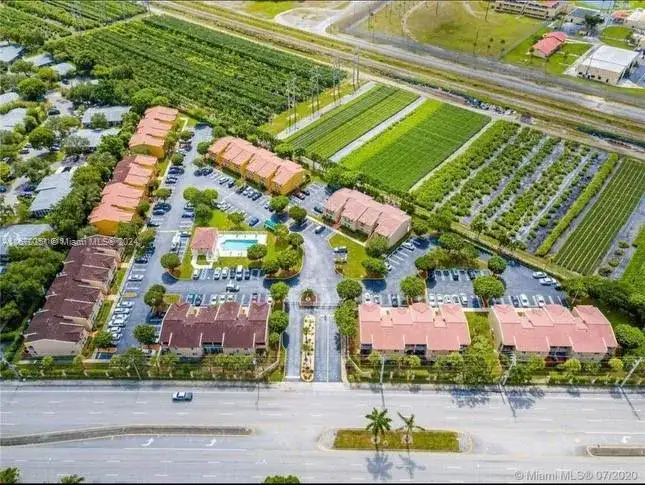 15701 SW 137th Ave # 104, Miami FL 33177 photo 2
