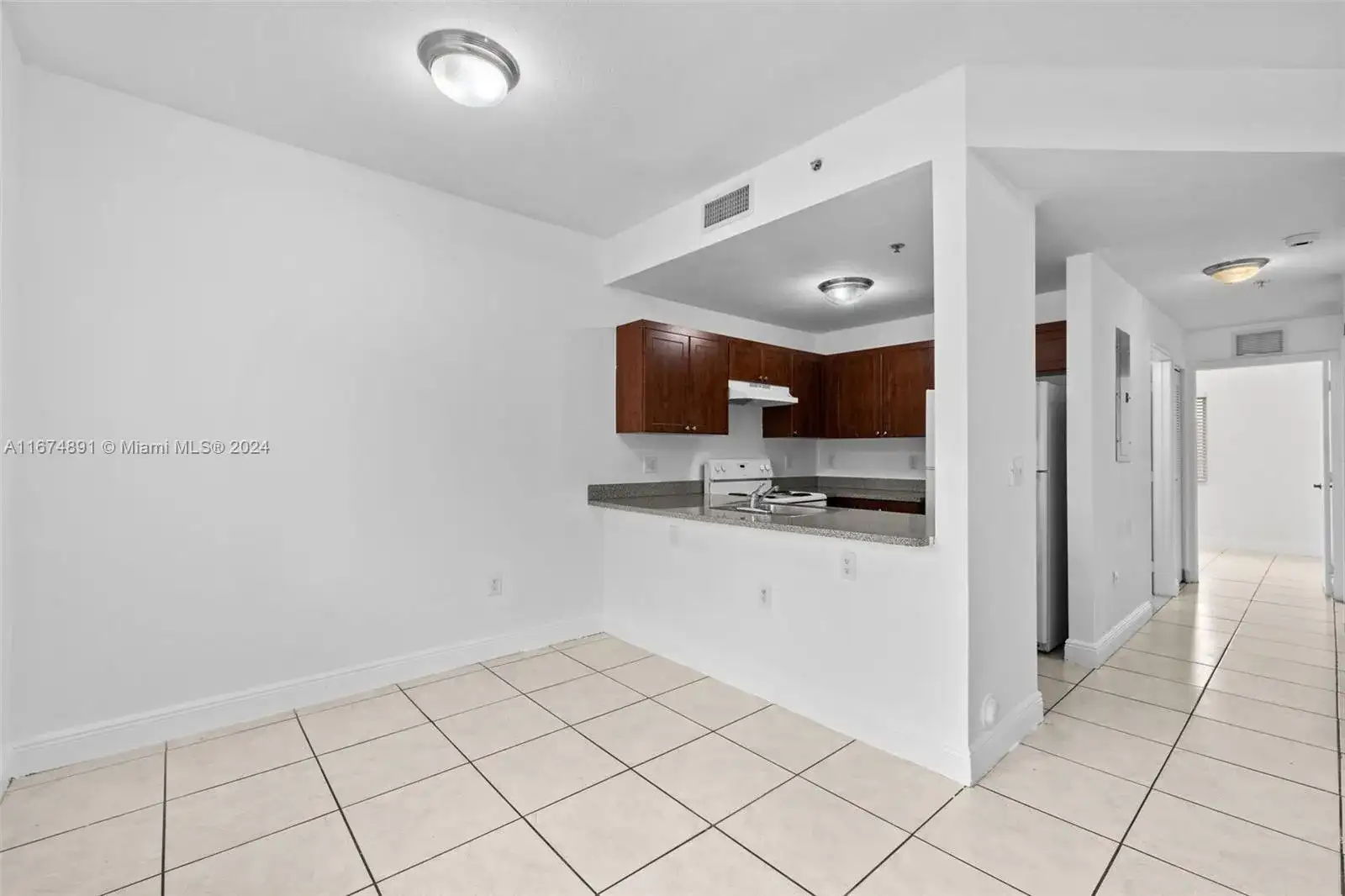2493 W 78th St # 103, Hialeah FL 33016 photo 4
