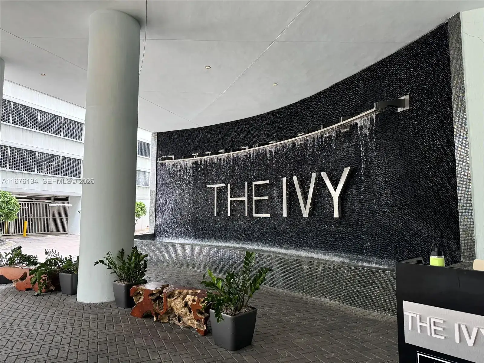 90 SW 3 ST # 3210, Miami FL 33130 photo 2