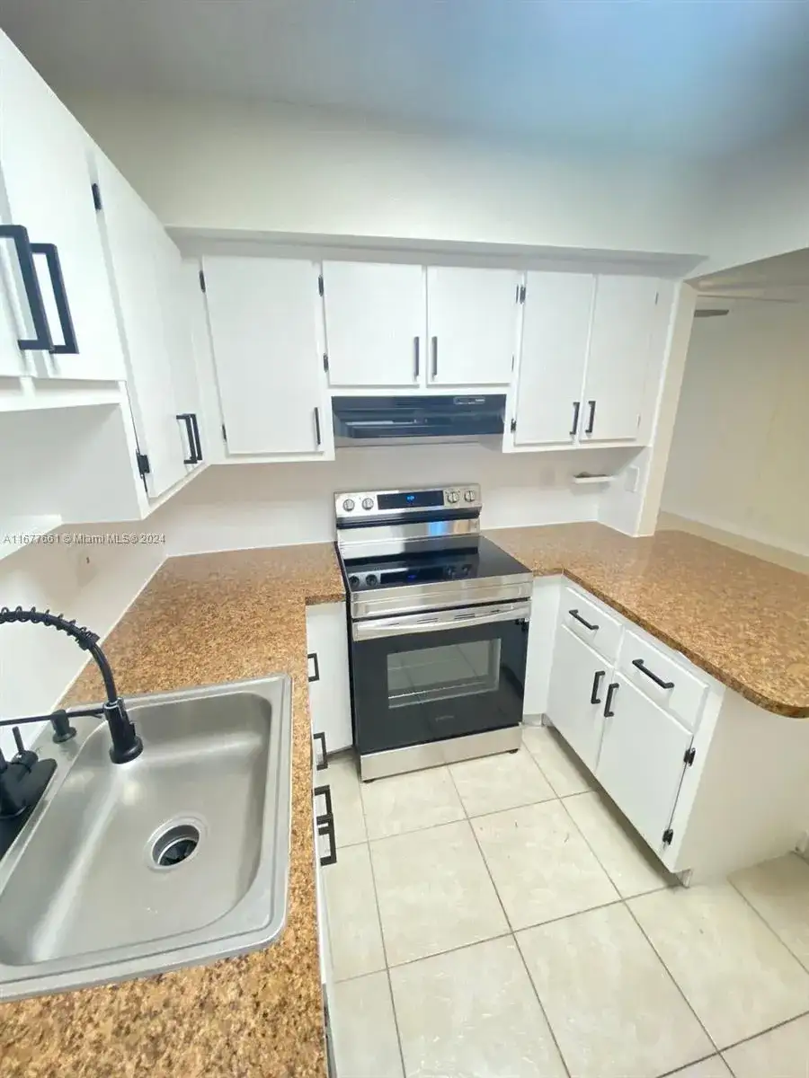 2029 NW 46th Ave # E308, Lauderhill FL 33313 photo 3