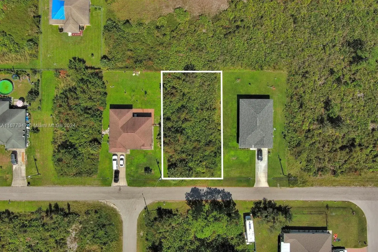 2912 61st St W, Lehigh Acres FL 33971 photo 2
