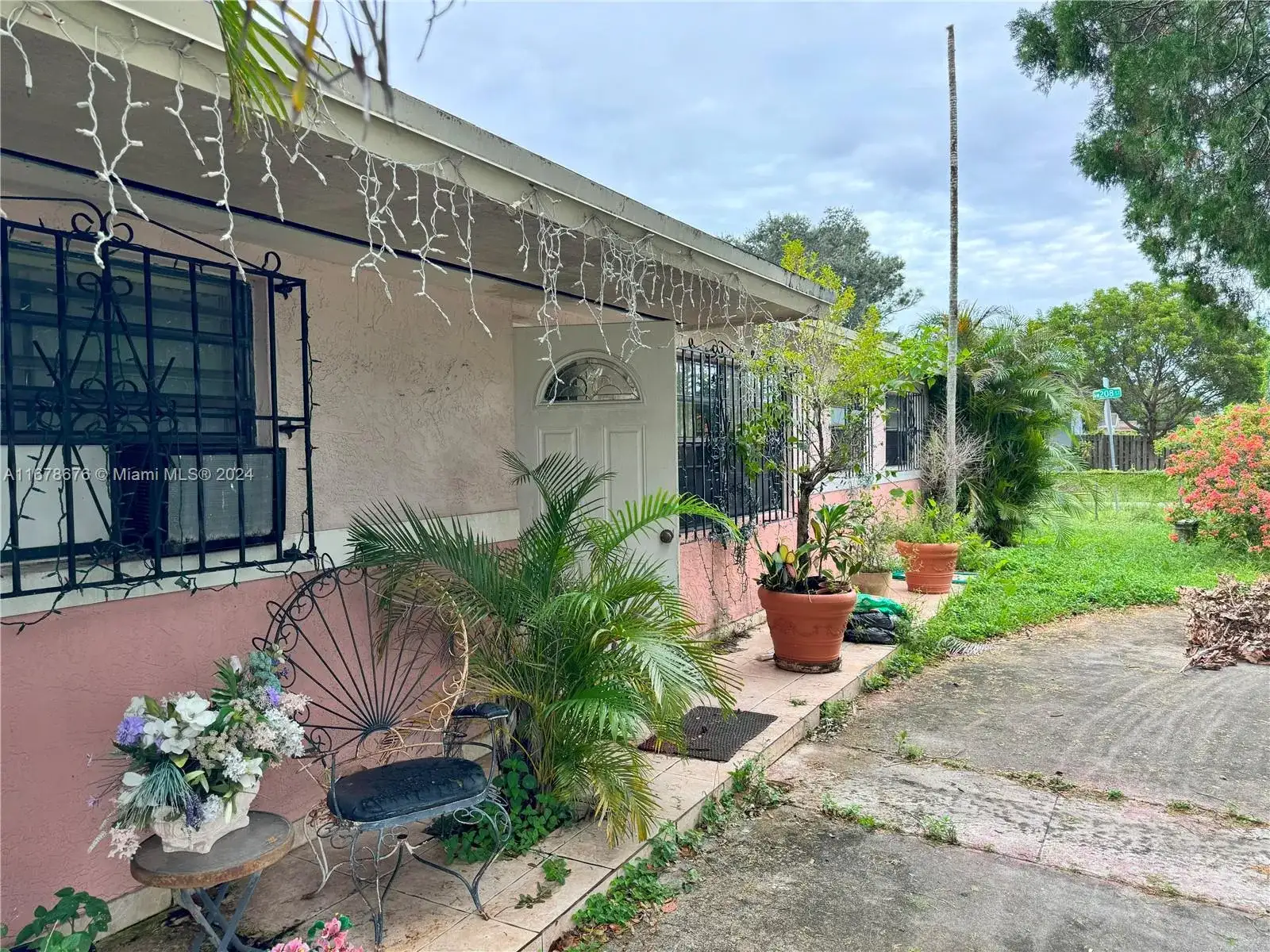 3800 NW 208th St, Miami Gardens FL 33055 photo 2
