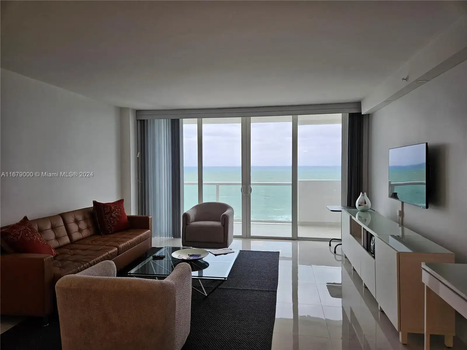 5601 Collins Ave # 1605, Miami Beach FL 33140 photo 2