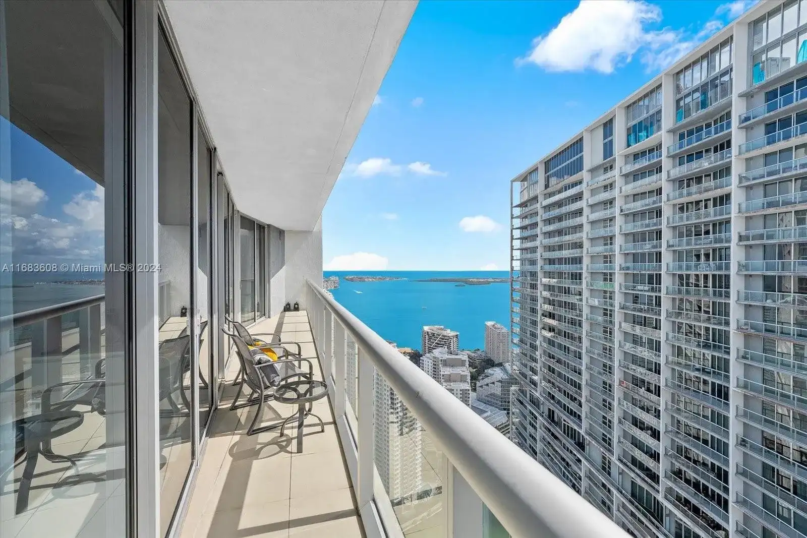 475 Brickell Ave # 5113, Miami FL 33131 photo 3