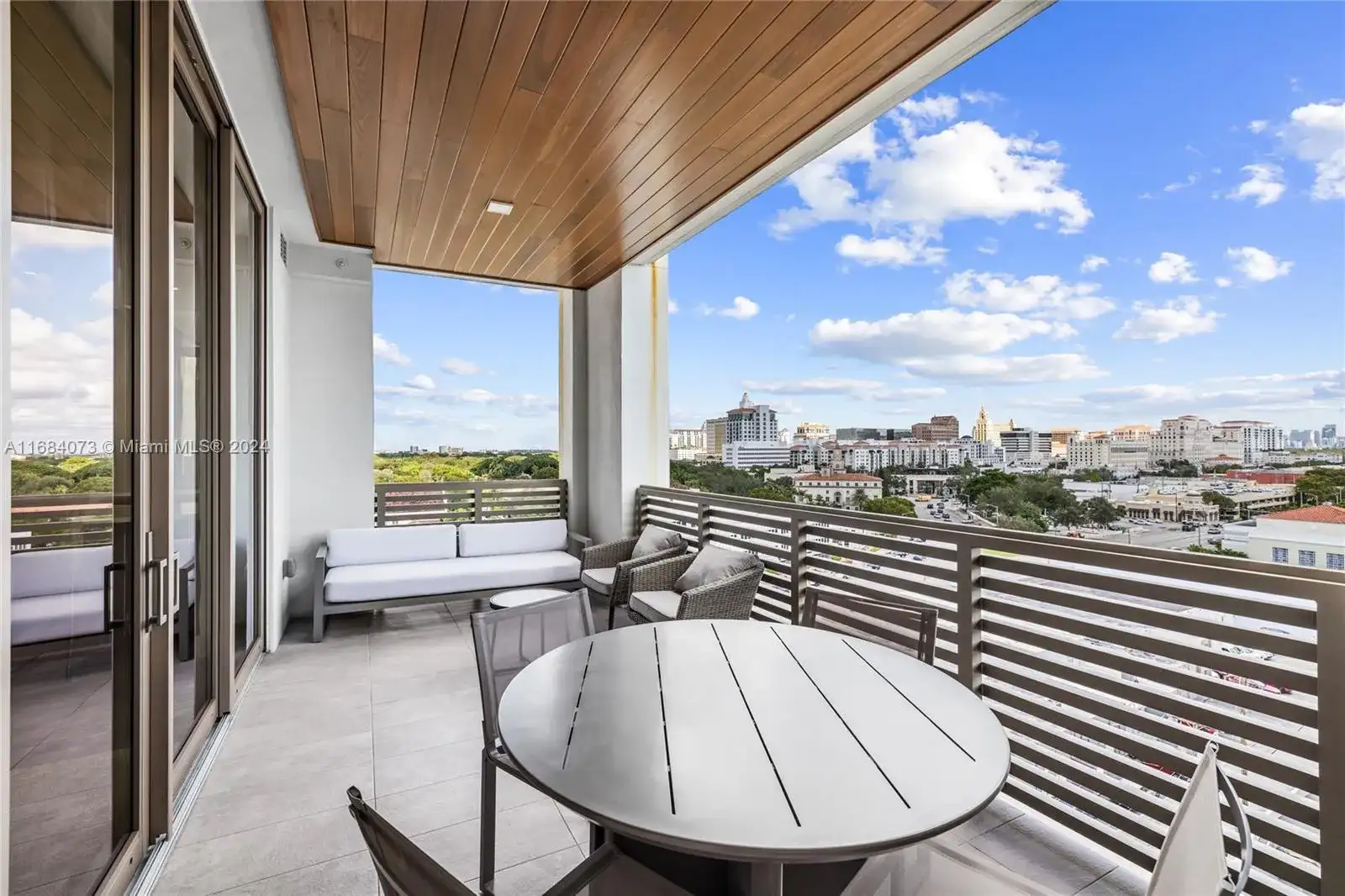 515 Valencia Ave # 803, Coral Gables FL 33134 photo 3