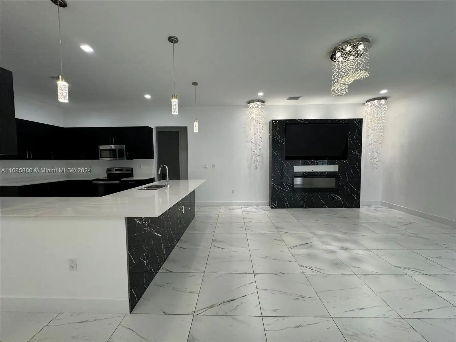13284 SW 228th St, Miami FL 33170 photo 2