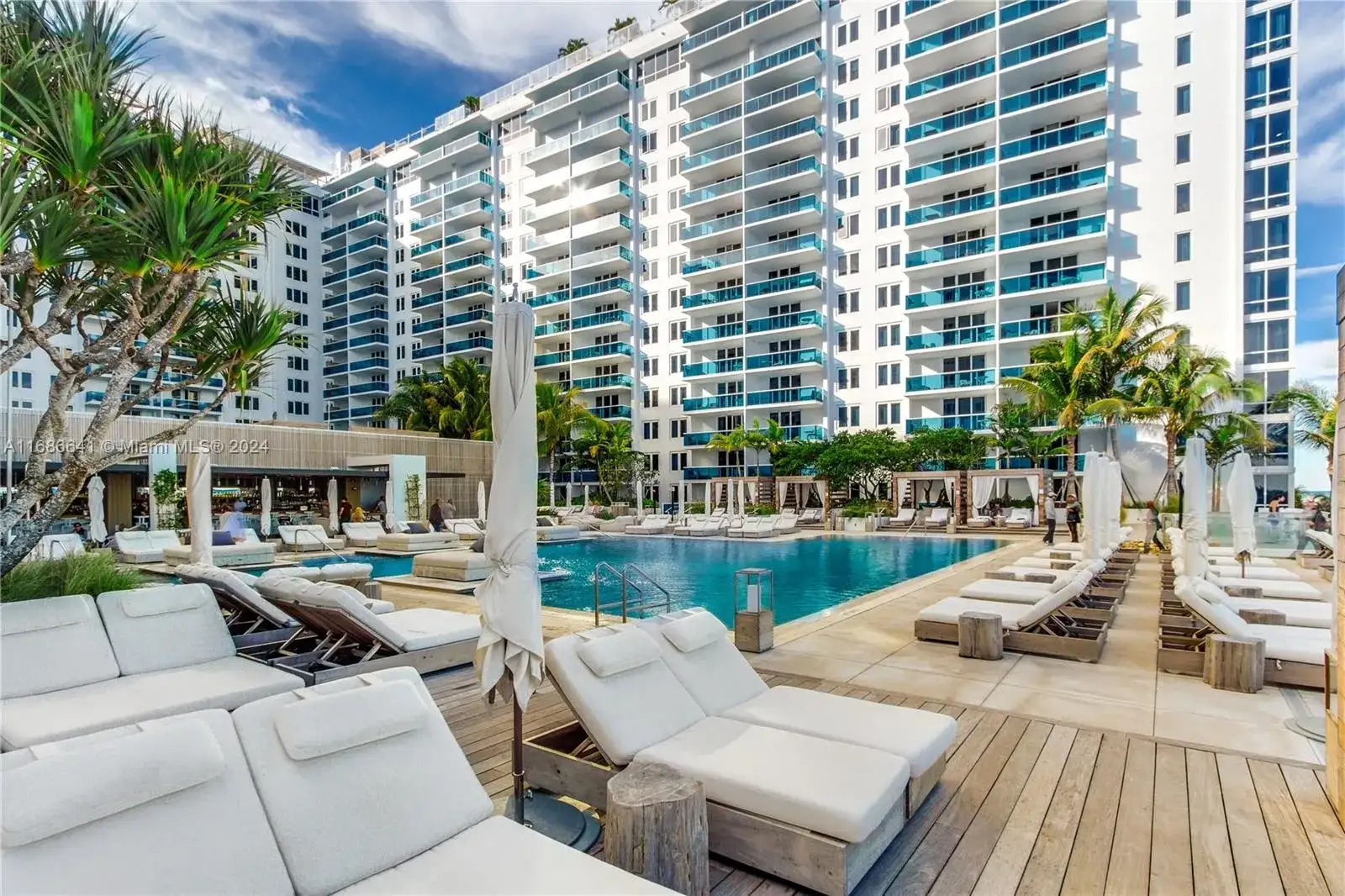 2301 COLLINS AV # 1026, Miami Beach FL 33139 photo 2