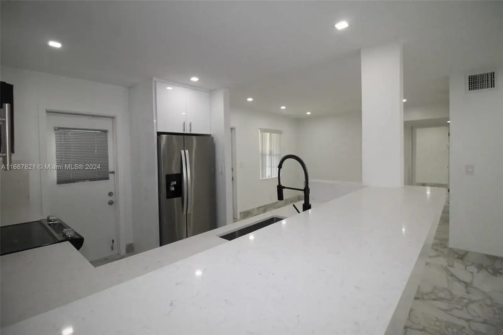 4100 N 58th Ave # 211, Hollywood FL 33021 photo 3