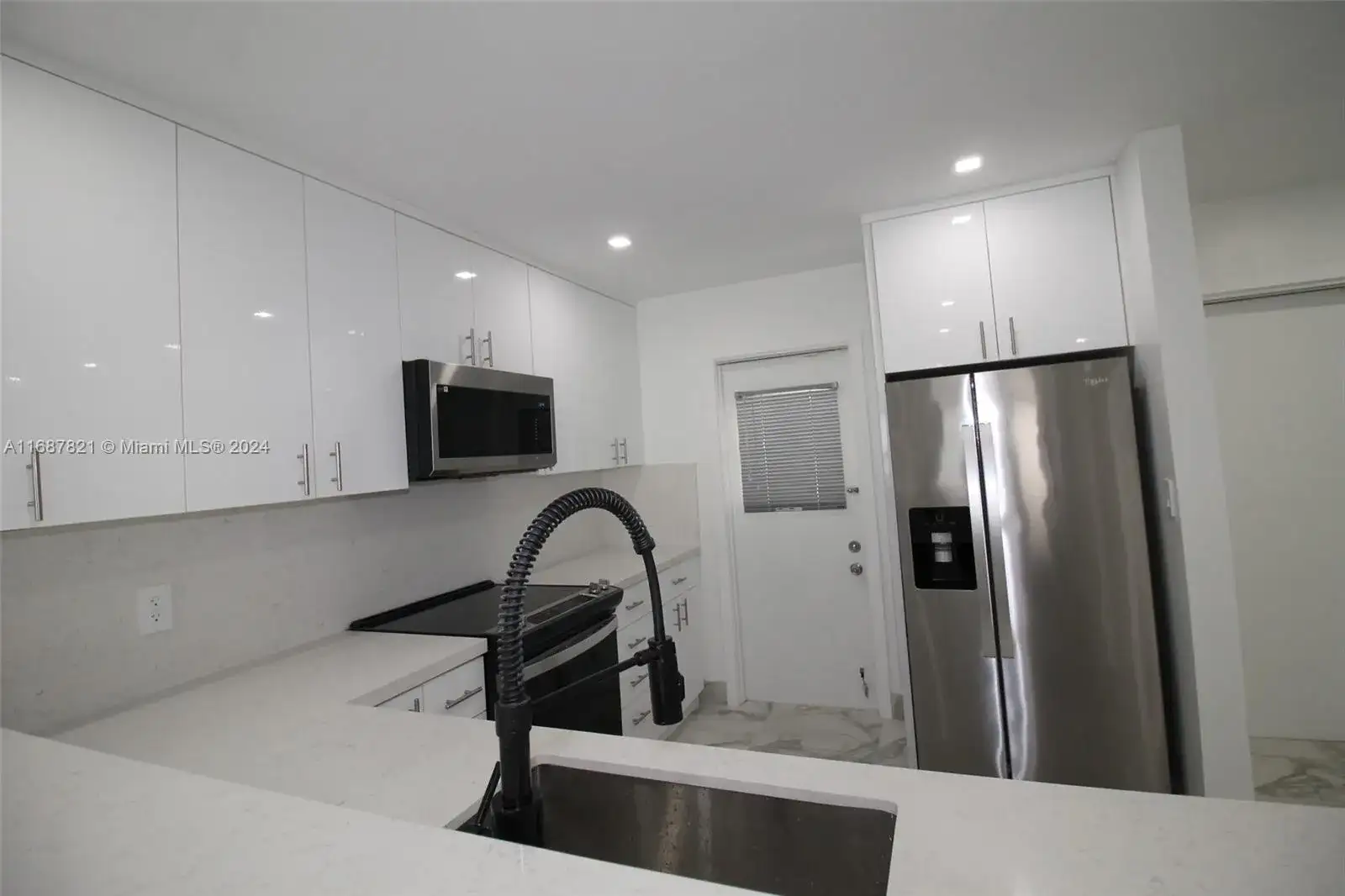 4100 N 58th Ave # 211, Hollywood FL 33021 photo 4