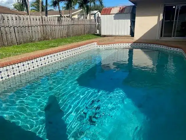 8911 NW 7th Ct, Pembroke Pines FL 33024 photo 4