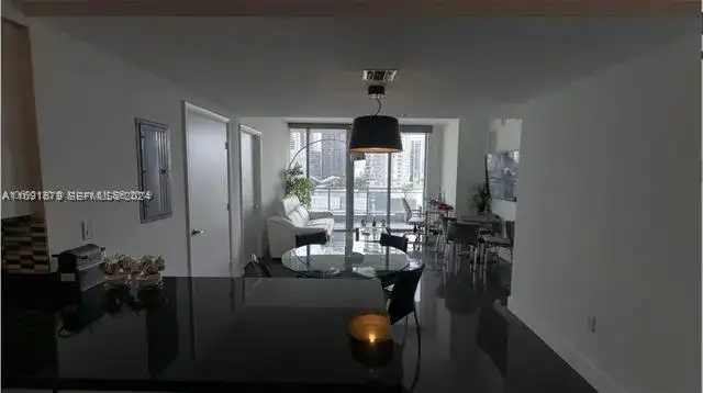 92 SW 3rd St # 1802, Miami FL 33130 photo 3
