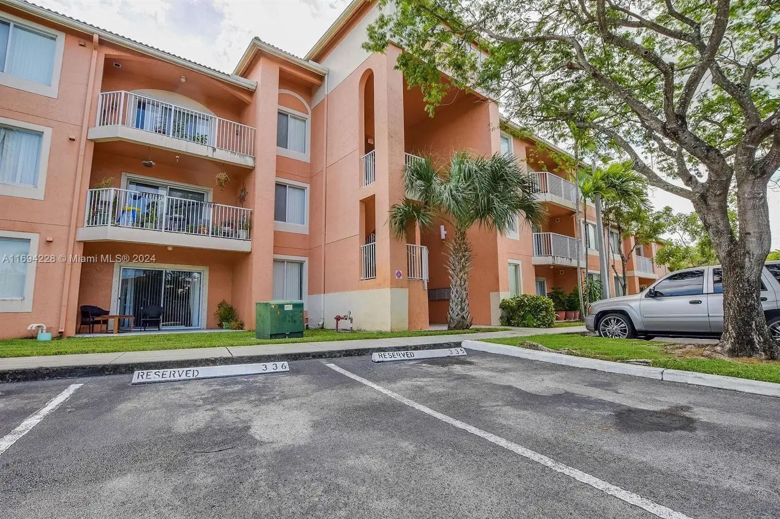 6968 SW 39th St # F207, Davie FL 33314 photo 2