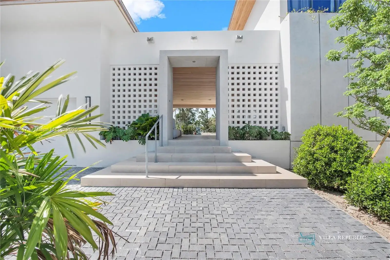 1200 NE 87th St, Miami FL 33138 photo 5