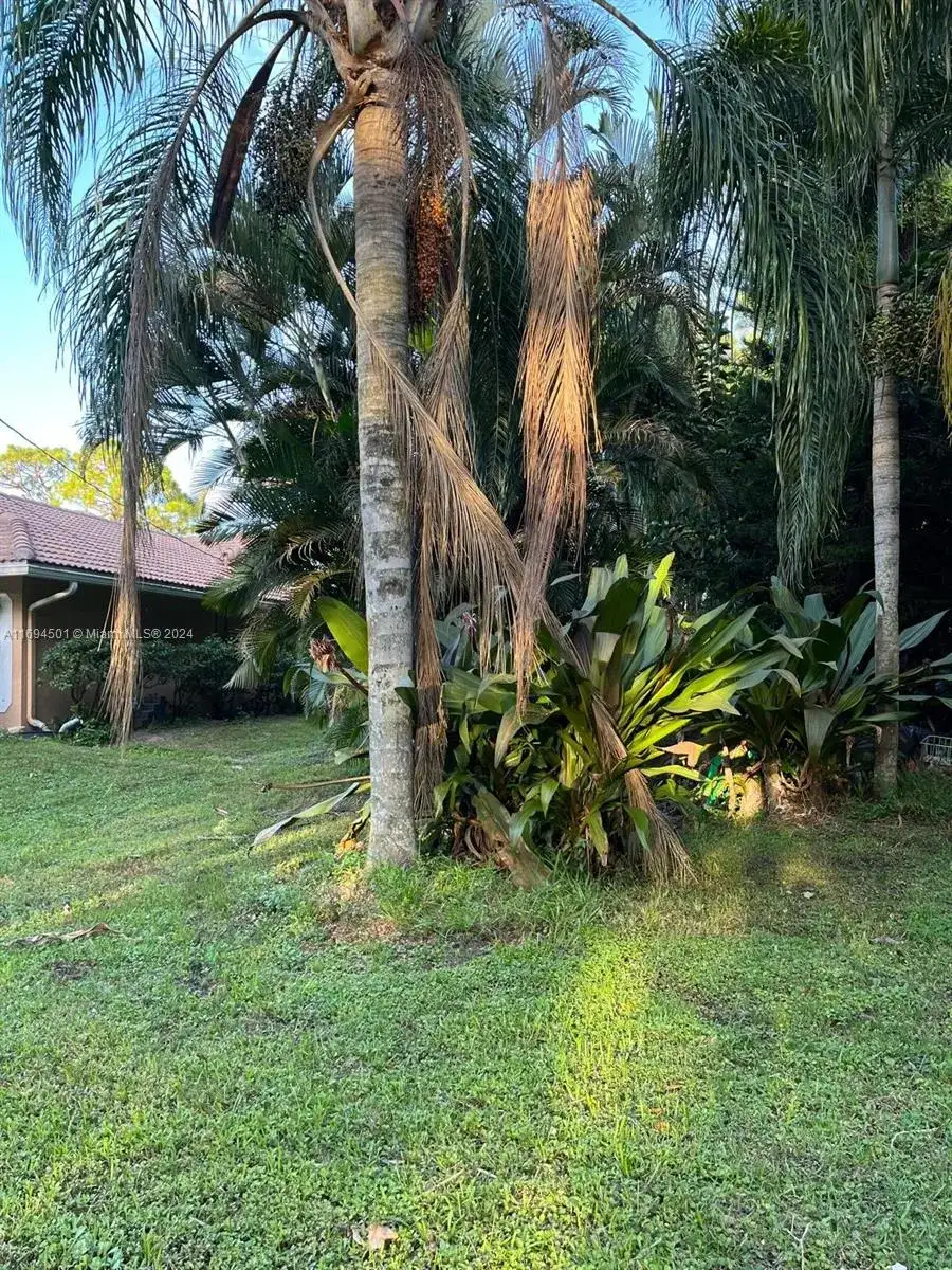 1649 SW Taurus Ln, Port St. Lucie FL 34984 photo 2