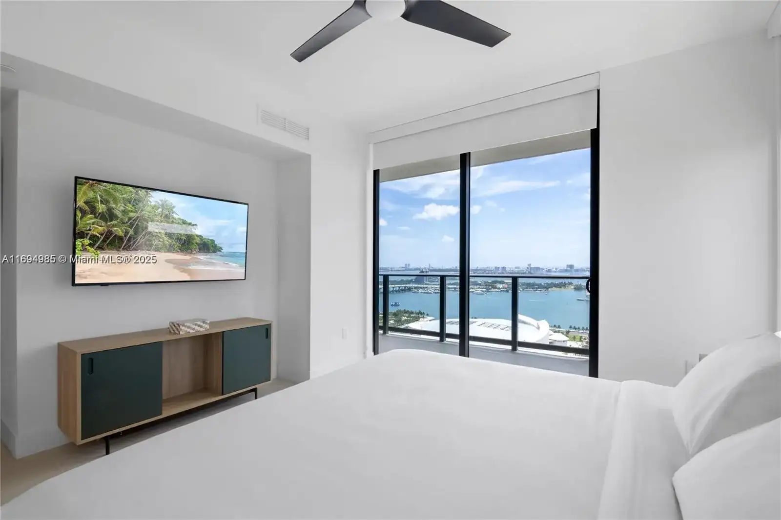 159 NE 6TH ST # 2916, Miami FL 33132 photo 4