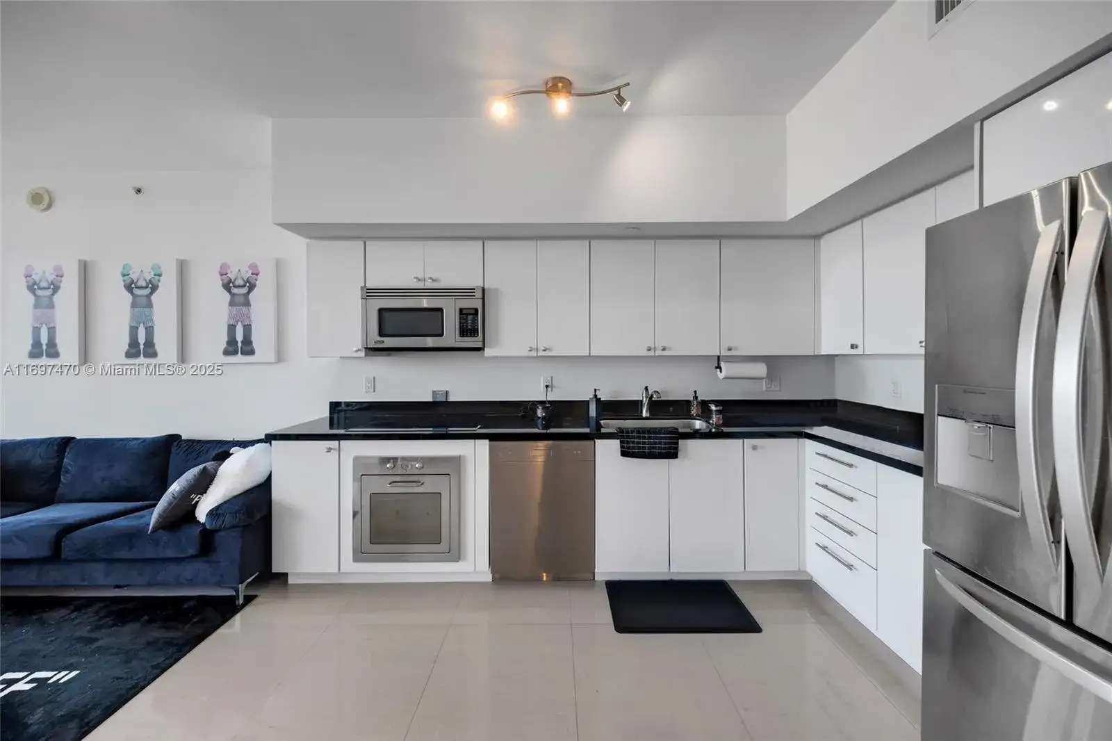 92 SW 3rd St # 2308, Miami FL 33130 photo 3