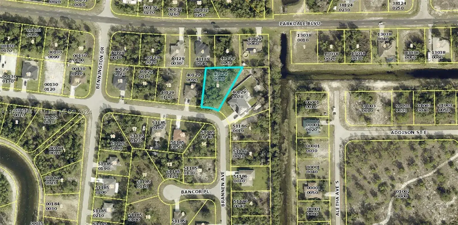 439 Broadmoor St, Lehigh Acres FL 33974 photo 3