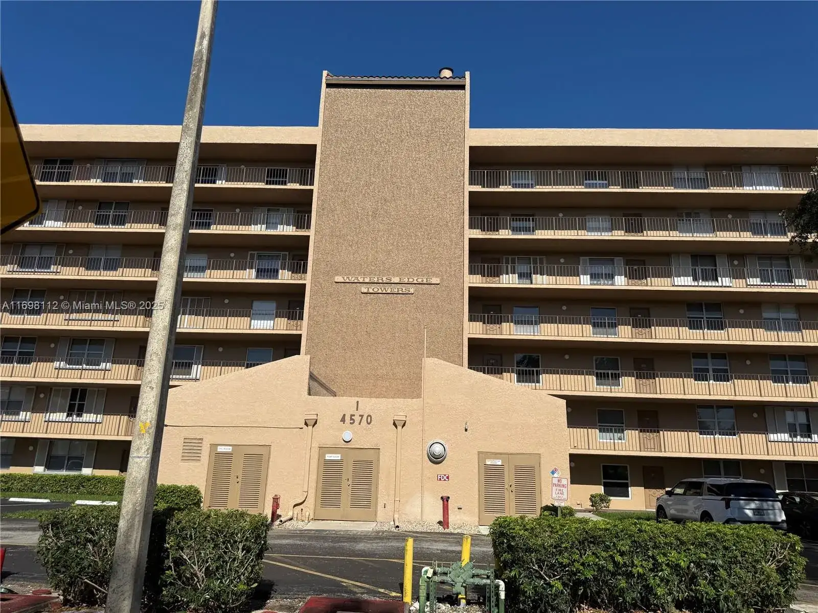 4570 NW 18th Ave # 506, Deerfield Beach FL 33064 photo 2