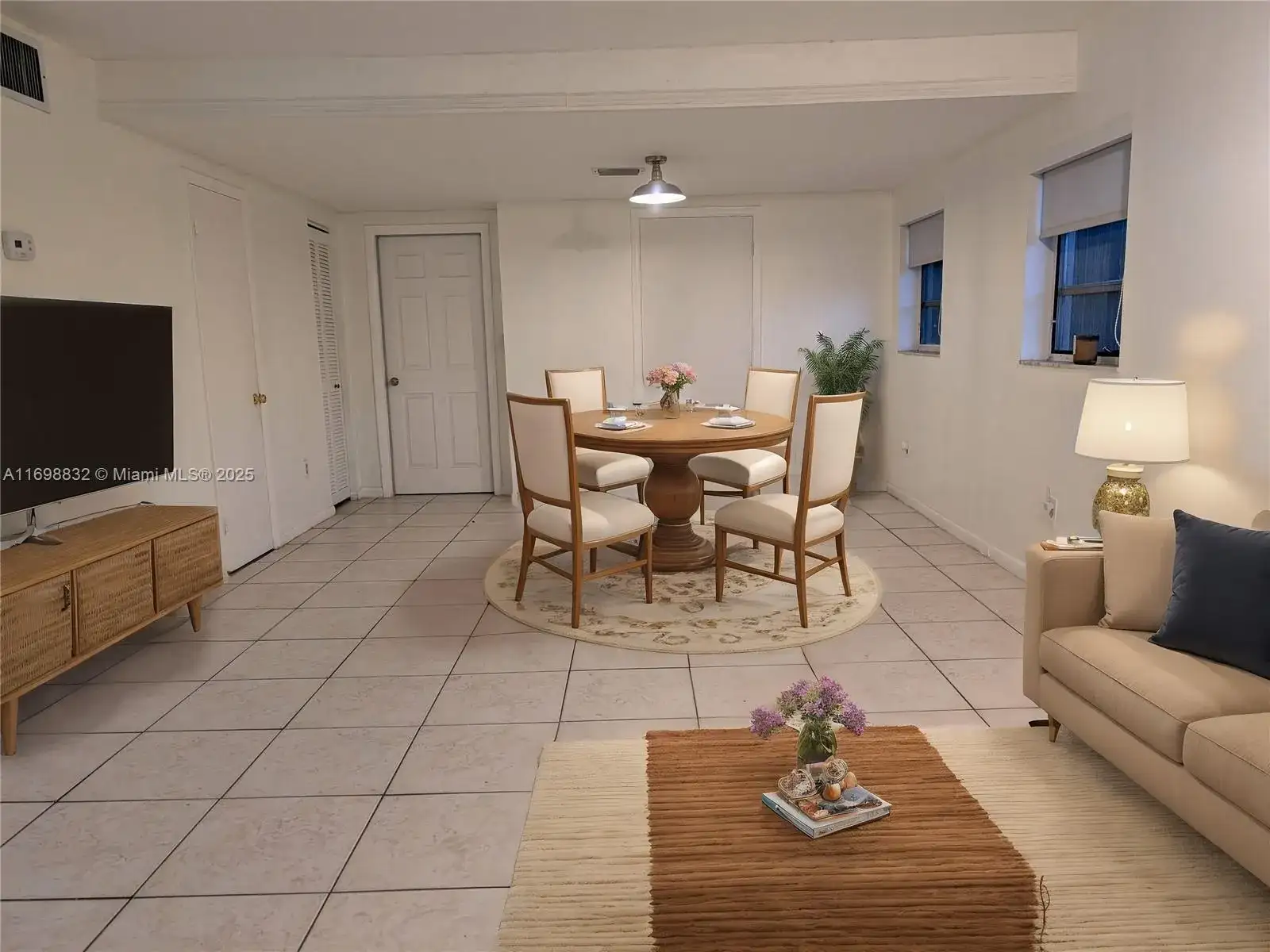2192 NE 171st St, North Miami Beach FL 33162 photo 4