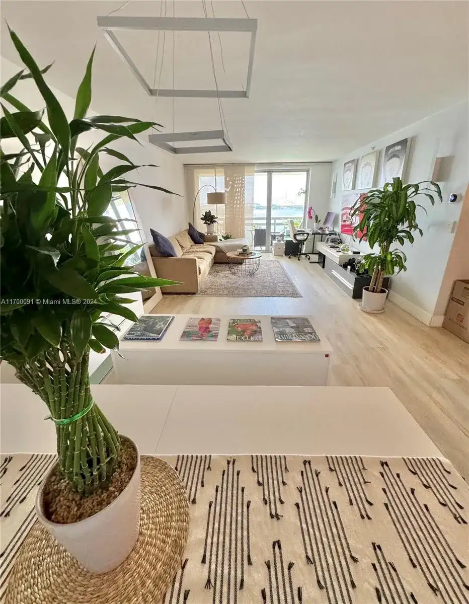 1500 Bay Rd, Miami Beach FL 33139 photo 3
