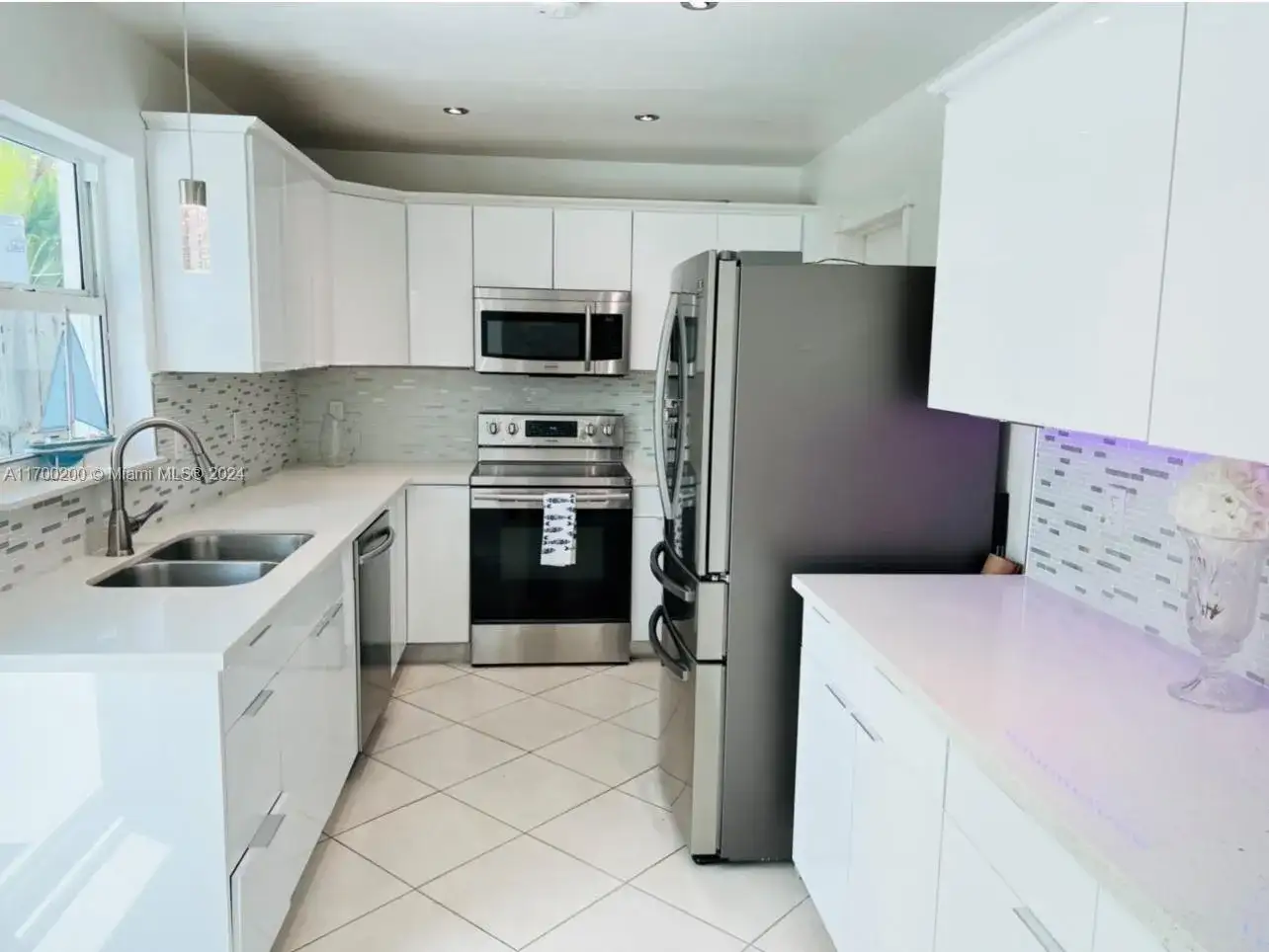 1980 NW 33rd Ct, Oakland Park FL 33309 photo 5