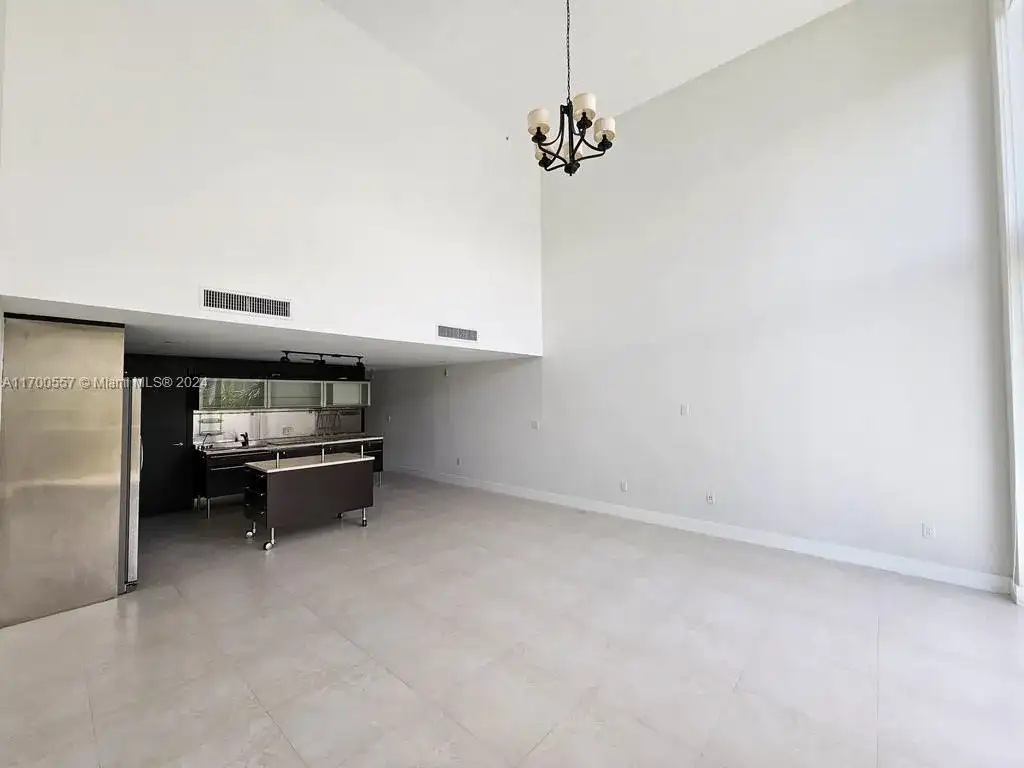 6000 Collins Ave # 528, Miami Beach FL 33140 photo 4