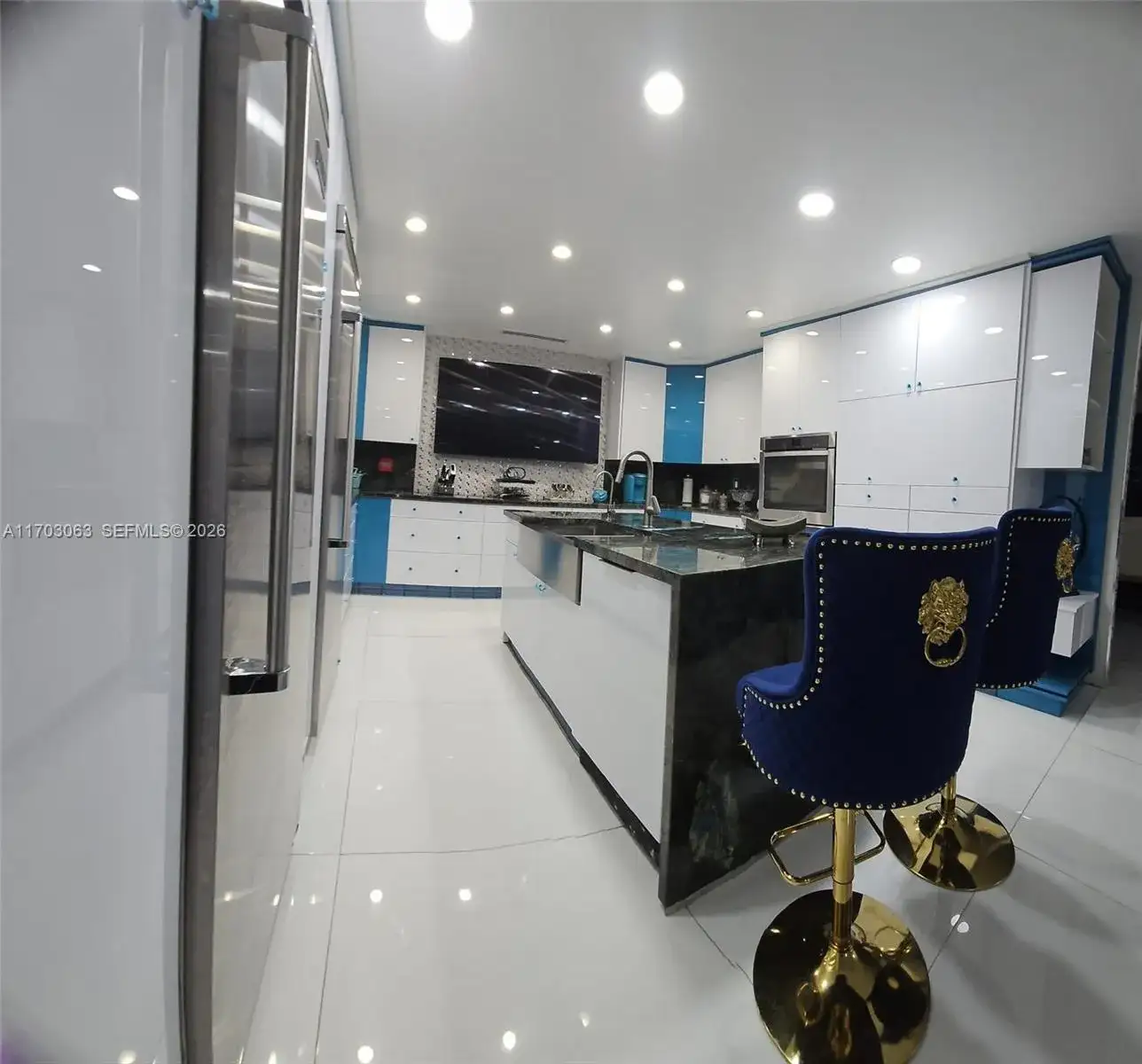 15700 SW 202nd Ave, Miami FL 33187 photo 2