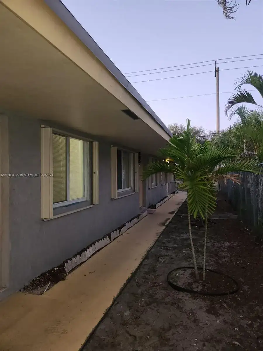 2305 NW 52nd Ct # 2305, Tamarac FL 33309 photo 2