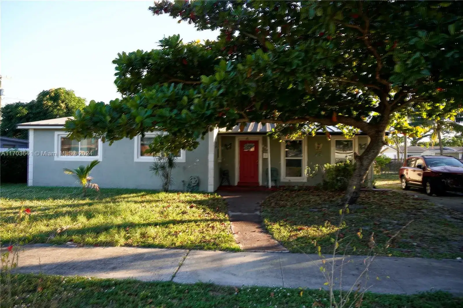1330 NW 190th St, Miami Gardens FL 33169 photo 2