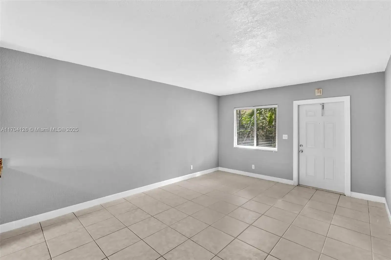 2643 NE 8th Ave # 2, Wilton Manors FL 33334 photo 5