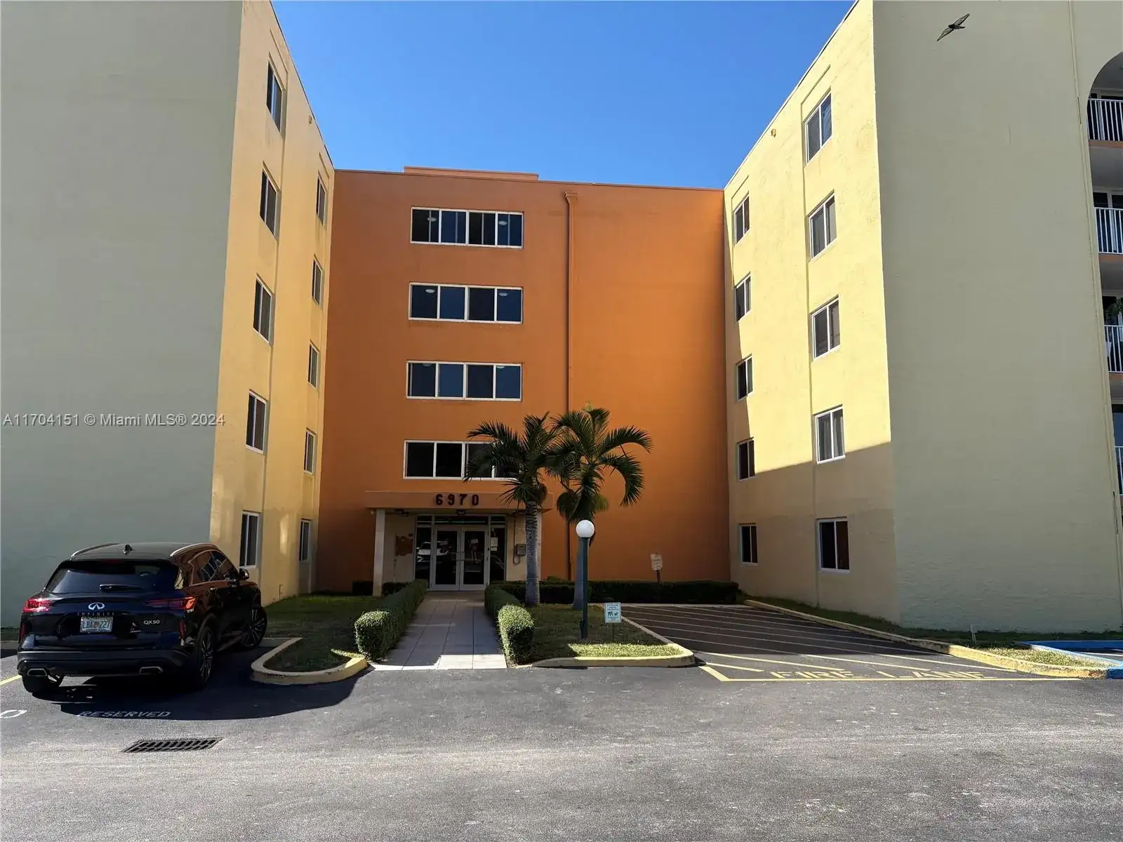 6970 NW 186th St # 103, Hialeah FL 33015 photo 2