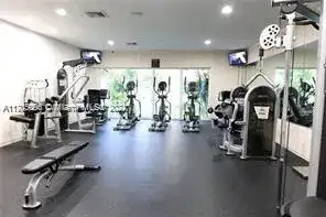 1075 NE Miami Gardens Dr # 205, Miami FL 33179 photo 3